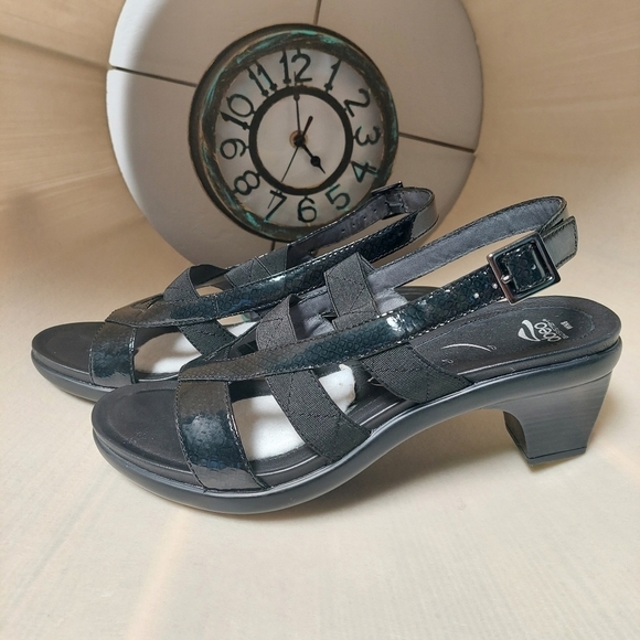 Abeo High Heel Sandals Women's Size 8 Buckle Strap‎ - Picture 1 of 13